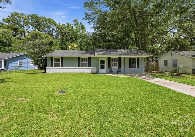 Photo 2 of Single family home for sale at 5616 Jan St, Savannah, GA 31406 | MLS# SA359763 | Listing updated on 2026-08-19