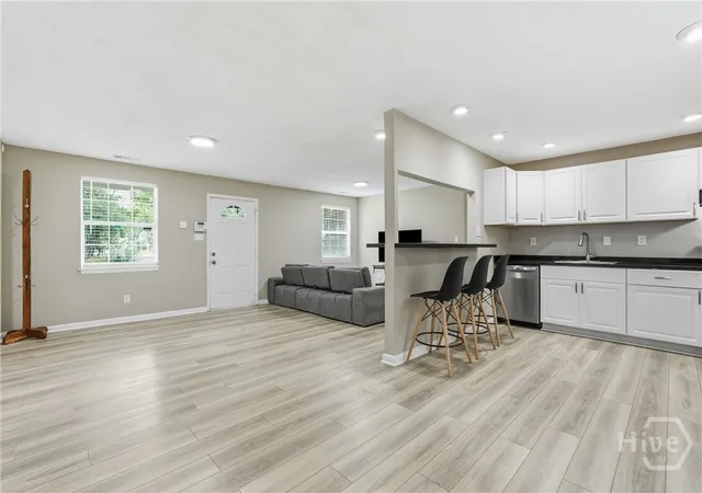Photo 4 of Single family home for sale at 5616 Jan St, Savannah, GA 31406 | MLS# SA359763 | Listing updated on 2026-08-19