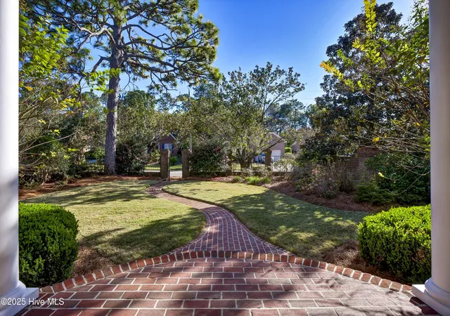 Photo 3 of Single family home for sale at 1929 Glen Meade Rd, Wilmington, NC 28403 | MLS# 100559823 | Listing updated on 2026-08-19