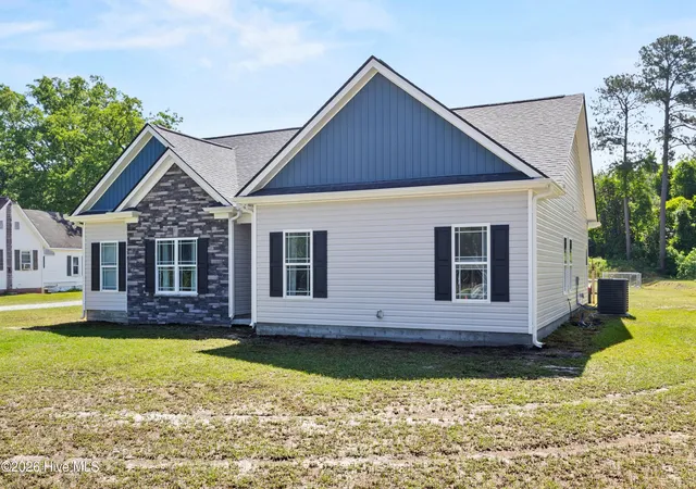 Photo 3 of Single family home for sale at 4201 Needmore Rd, Turkey, NC 28393 | MLS# 100573145 | Listing updated on 2026-10-06