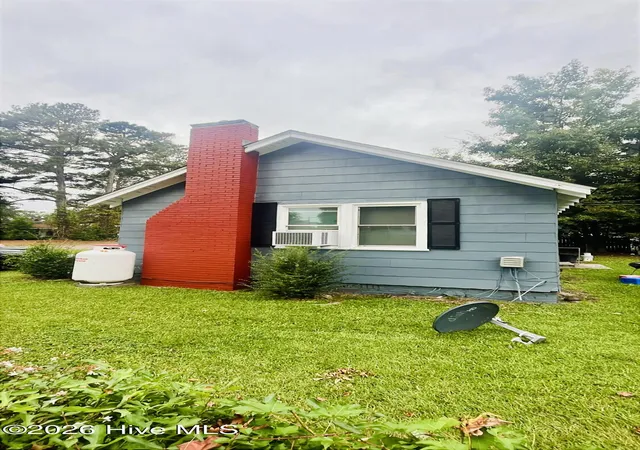 2nd image of 301 W 10th St, Scotland Neck, NC 27874 | MLS# 100586895