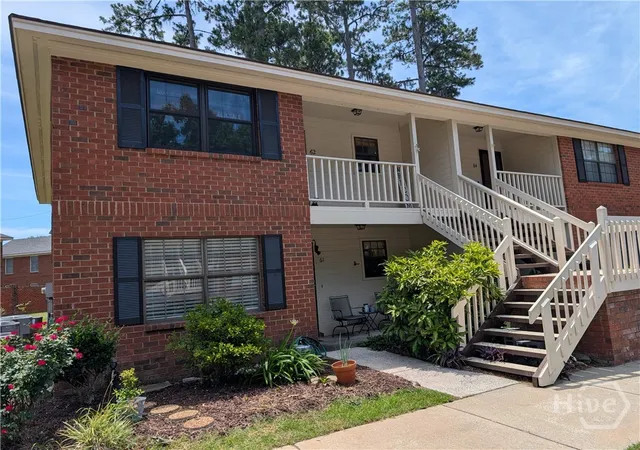 Homes for sale in Savannah, GA | 62 Colony Park Dr, Savannah, GA 31406 | MLS# SA347653