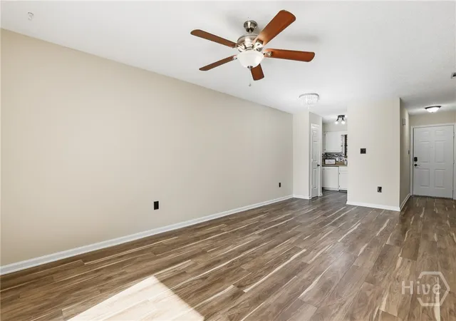 Homes for sale in Savannah, GA | 62 Colony Park Dr, Savannah, GA 31406 | MLS# SA347653