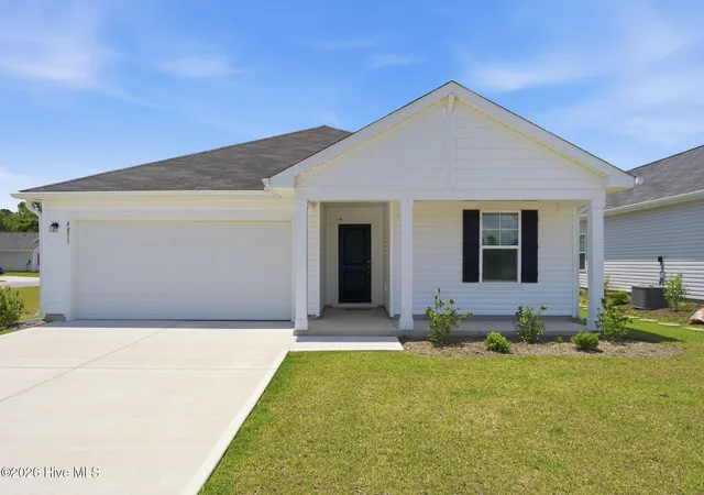Photo 1 of Single family home for sale at 4853 Abbington Oaks Way Se, Southport, NC 28461 | MLS# 100494824 | Listing updated on 2026-09-25