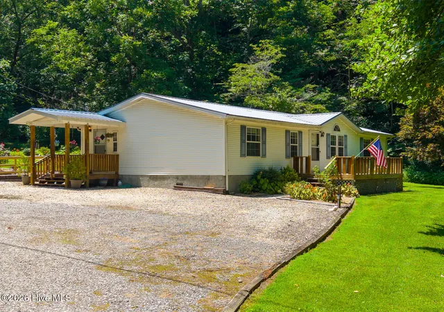 Homes for sale in Robbinsville, NC | 394 Anderson Rd, Robbinsville, NC 28771 | MLS# 100587601