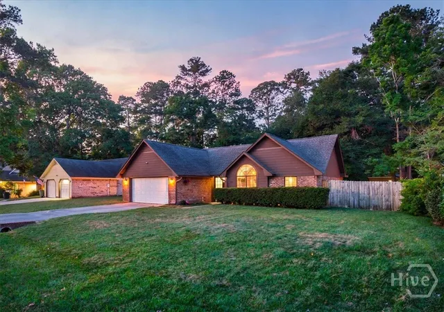 Photo 3 of Single family home for sale at 503 Creekview Dr, Hinesville, GA 31313 | MLS# SA354700 | Listing updated on 2026-09-20