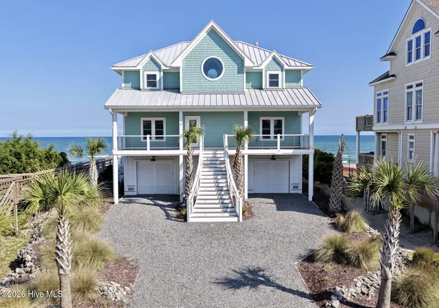Homes for sale in N Topsail Beach, NC | 30 Porpoise Pl, N Topsail Beach, NC 28460 | MLS# 100508302