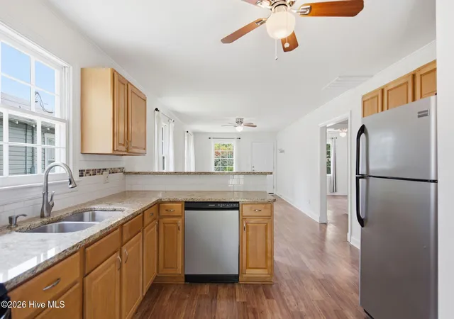 Photo 3 of Single family home for sale at 1923 Hudson Dr, Wilmington, NC 28403 | MLS# 100587162 | Listing updated on 2026-08-24