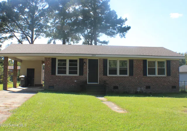 1st image of 1804 Duncan Dr, Rocky Mount, NC 27801 | MLS# 100535570