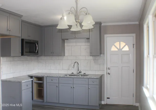 3rd image of 1804 Duncan Dr, Rocky Mount, NC 27801 | MLS# 100535570