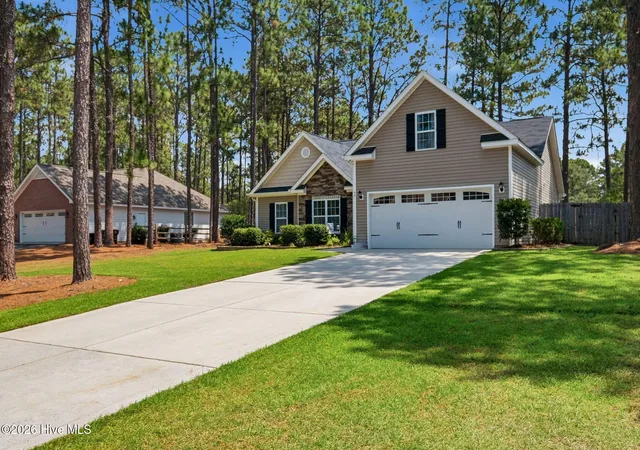 Homes for sale in Pinehurst, NC | 60 Sawmill Rd W, Pinehurst, NC 28374 | MLS# 100587121
