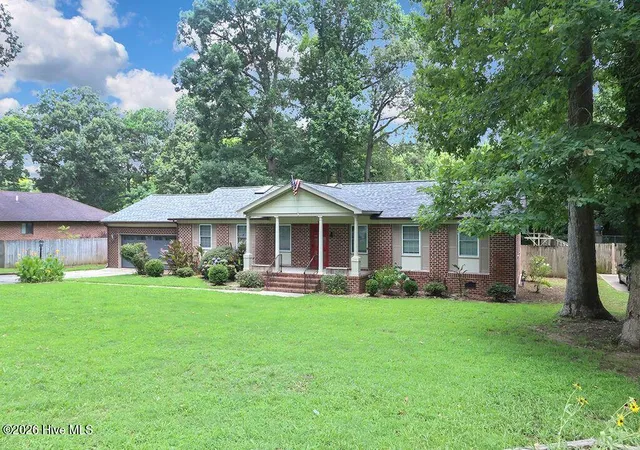 Homes for sale in Camden, NC | 212 Pinewood Dr, Camden, NC 27921 | MLS# 100588348