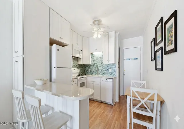 Photo 3 of Condo for sale at 301 E Commerce Way Rd, Atlantic Beach, NC 28512 | MLS# 100581019 | Listing updated on 2026-08-18