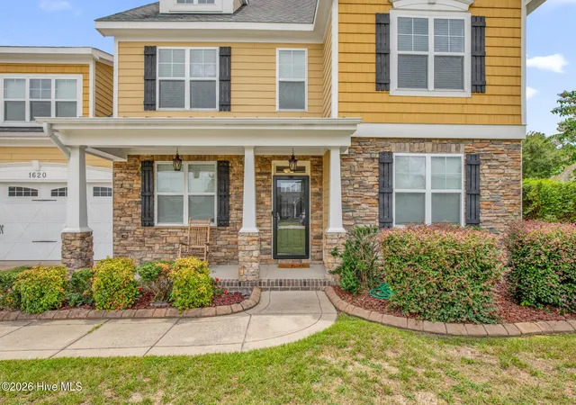 Photo 3 of Single family home for sale at 1620 Holloman Dr, Fayetteville, NC 28312 | MLS# 100591734 | Listing updated on 2026-08-18