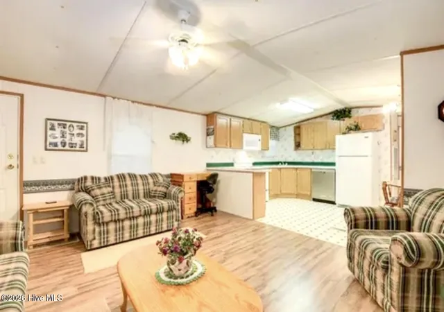 Photo 3 of Manufactured home for sale at 1190 Montego Dr, Lincolnton, GA 30817 | MLS# 100582525 | Listing updated on 2026-08-27