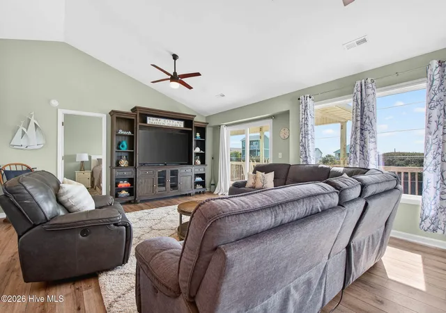Photo 4 of Single family home for sale at 1125 S Topsail Dr, Surf City, NC 28445 | MLS# 100564791 | Listing updated on 2026-09-27