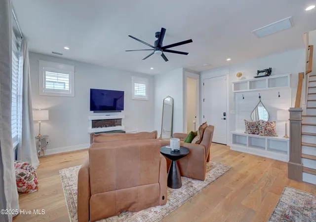 Photo 3 of Townhouse for sale at 148 Dugger Ln, Wilmington, NC 28412 | MLS# 100556960 | Listing updated on 2026-10-01