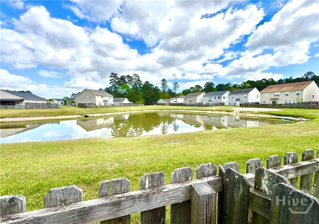 3rd image of 16 Millwood Lake Dr, Savannah, GA 31407 | MLS# SA352087