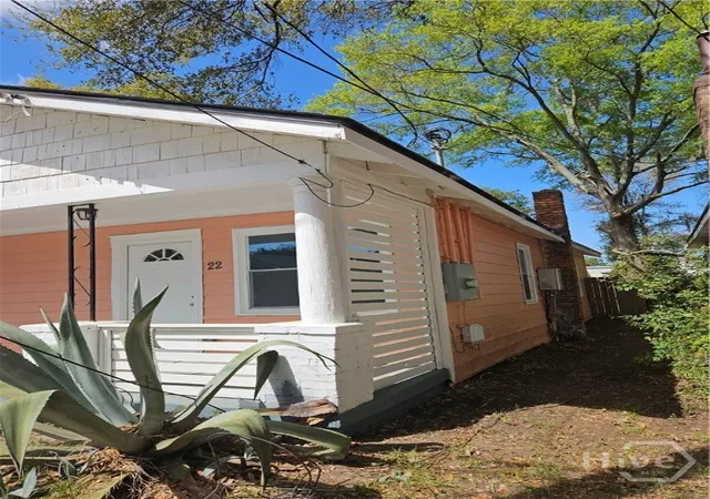 Photo 3 of Single family home for sale at 22 W 59th Street, Savannah, GA 31405 | MLS# SA353870 | Listing updated on 2026-08-24