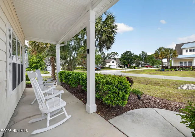 Photo 3 of Townhouse for sale at 100 Painted Bunting Ct, Hampstead, NC 28443 | MLS# 100573497 | Listing updated on 2026-09-07