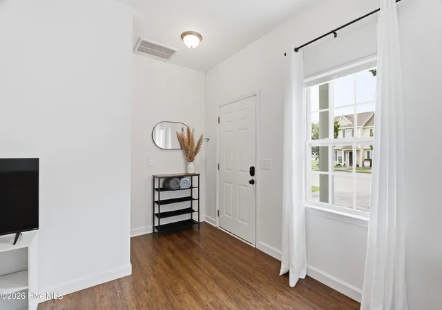 Photo 3 of Townhouse for sale at 310 Burley Dr #4, Hubert, NC 28539 | MLS# 100599885 | Listing updated on 2026-09-13
