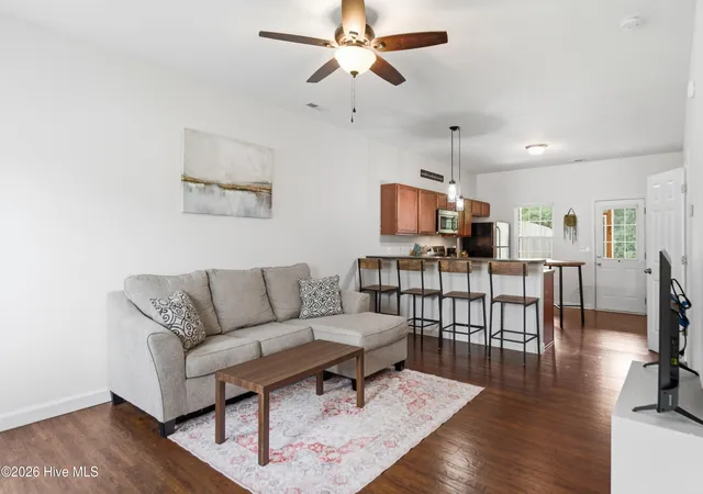 Photo 3 of Townhouse for sale at 310 Burley Dr #4, Hubert, NC 28539 | MLS# 100599885 | Listing updated on 2026-09-13