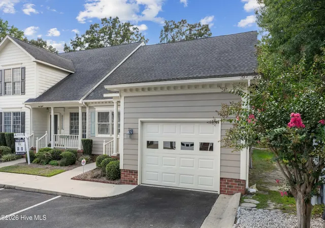 Listing Photo 4 - Condo for sale in building located at 3102 Cashwell Dr, Goldsboro, NC 27534 - Unit #49