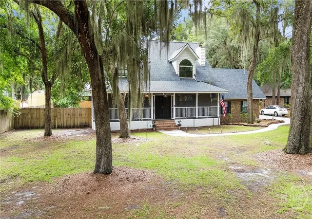 2nd image of 121 Oak Crk Ct, Richmond Hill, GA 31324 | MLS# SA357422