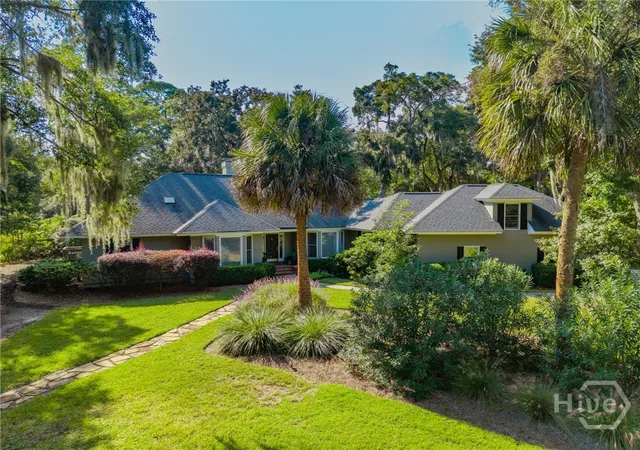 Single family home for sale at 4 Loblolly Ln, Savannah, GA 31411 | MLS# SA364529