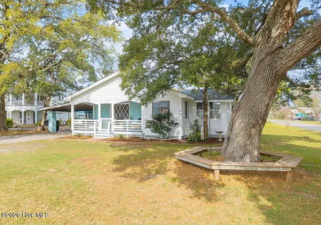 1st image of 109 River Dr, Southport, NC 28461 | MLS# 100564624