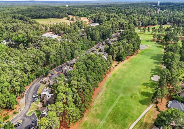 2nd image of 10 Pine Tree Rd, Pinehurst, NC 28374