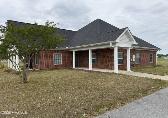 Homes for sale in Ahoskie, NC | 418 Menola St John Rd, Ahoskie, NC 27910 | MLS# 100584628
