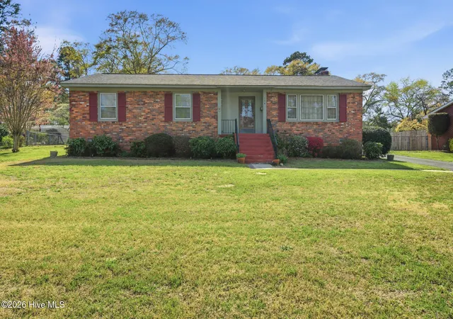 Homes for sale in Rockingham, NC | 104 Mcdonald Dr, Rockingham, NC 28379 | MLS# 100578709