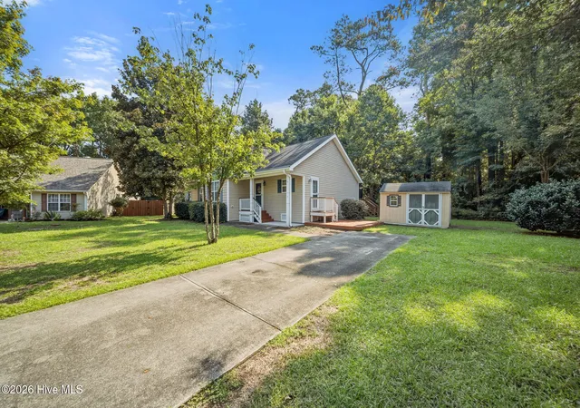 Photo 2 of Single family home for sale at 5705 Highgrove Pl, Wilmington, NC 28409 | MLS# 100596276 | Listing updated on 2026-09-13