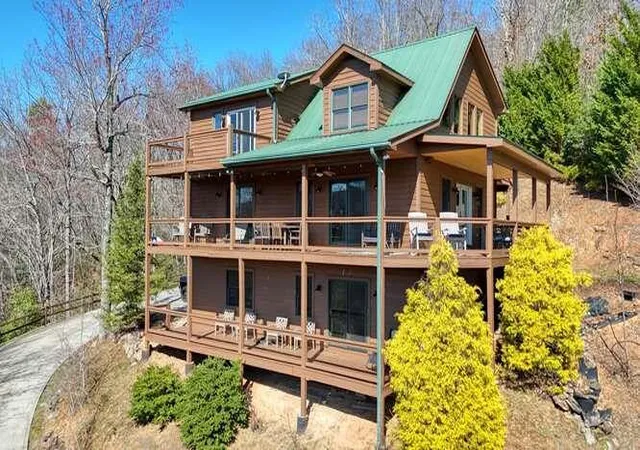 1st image of 230 Smokin Rdg, Hayesville, NC 28904 | MLS# 98544233