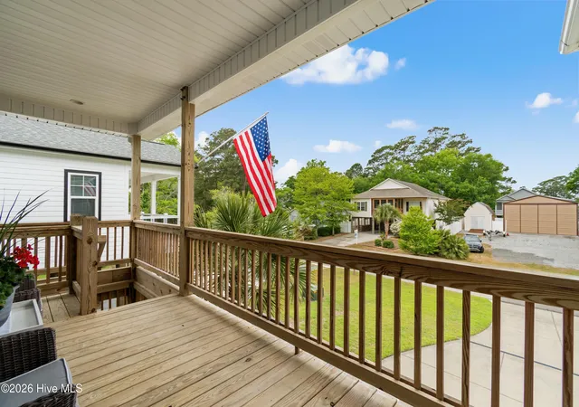 Homes for sale in Oak Island, NC | 334 Ne 49Th St, Oak Island, NC 28465 | MLS# 100571827