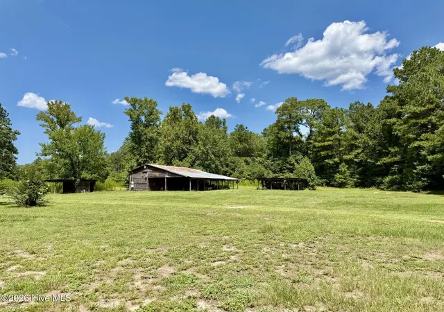 Photo 4 of Single family home for sale at 2498 Carolina 53, Elizabethtown, NC 28337 | MLS# 100597056 | Listing updated on 2026-08-18
