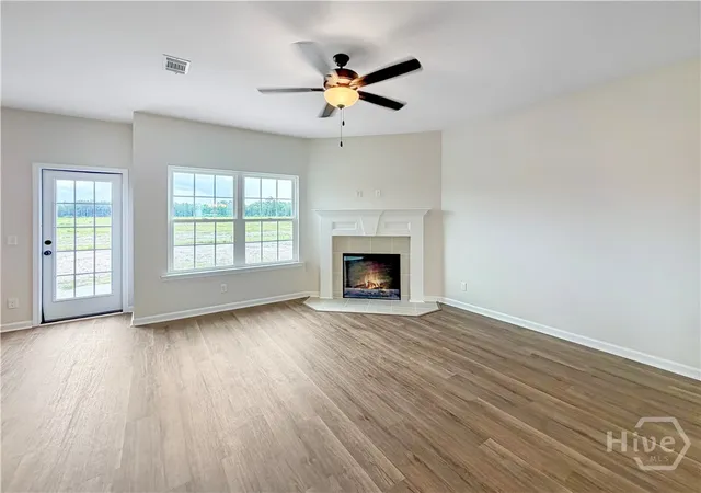 Photo 3 of Single family home for sale at 170 Pitchline Dr, Hinesville, GA 31313 | MLS# SA352438 | Listing updated on 2026-08-18