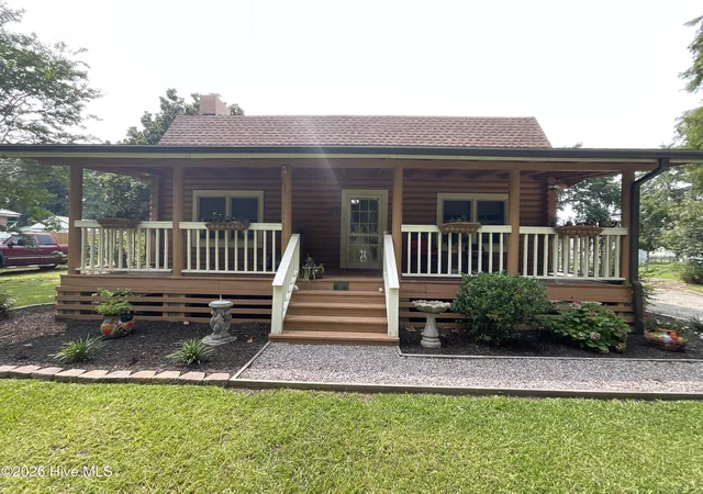 Photo 3 of Single family home for sale at 187 Launch Landing Rd, Moyock, NC 27958 | MLS# 100589873 | Listing updated on 2026-09-25