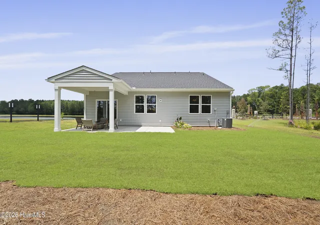Homes for sale in Winnabow, NC | 1211 Evening Walk Dr Ne, Winnabow, NC 28479 | MLS# 100579610