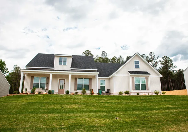 1st image of 124 Willow Oak Cir, Thomson, GA 30824 | MLS# 98257284