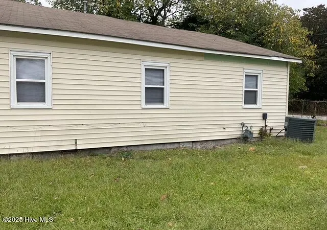 5th image of 310 Jones St, New Bern, NC 28562 | MLS# 100565041