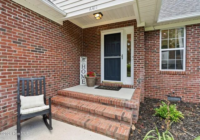 Single family home for sale at 6411 Old Fort Rd, Wilmington, NC 28411 | MLS# 100592627 | Listing updated on 2026-09-12