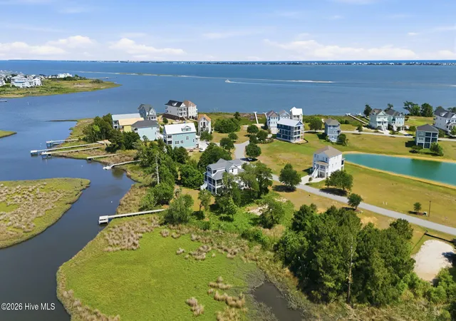 3rd image of 647 Cannonsgate Dr, Newport, NC 28570 | MLS# 100575685