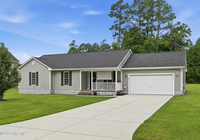 Photo 2 of Single family home for sale at 102 Laredo Dr, Jacksonville, NC 28540 | MLS# 100594716 | Listing updated on 2026-10-01