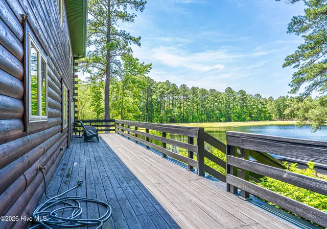 Photo 4 of Single family home for sale at 105 Lakewood Dr, Aberdeen, NC 28315 | MLS# 100579038 | Listing updated on 2026-08-18