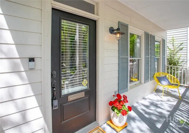 Homes for sale in Savannah, GA | 218 E 33Rd St, Savannah, GA 31401 | MLS# SA352117