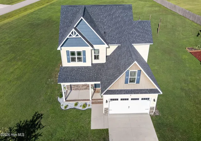 Photo 3 of Single family home for sale at 114 Woodwater Dr, Richlands, NC 28574 | MLS# 100586304 | Listing updated on 2026-08-18
