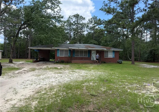 Homes for sale in Swainsboro, GA | 332 Thigpen Dr, Swainsboro, GA 30401 | MLS# SA357518
