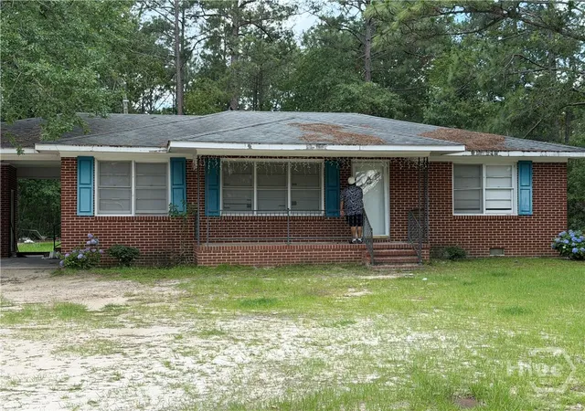 Homes for sale in Swainsboro, GA | 332 Thigpen Dr, Swainsboro, GA 30401 | MLS# SA357518